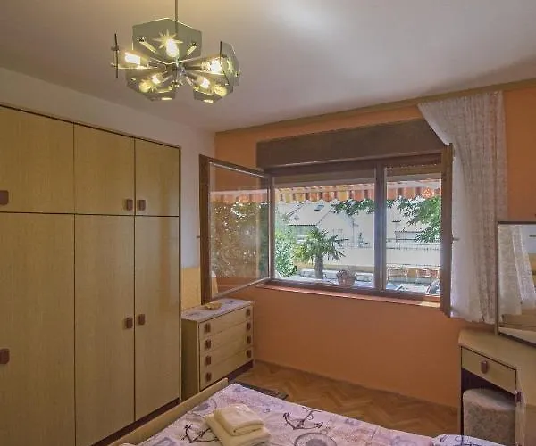 Andrea دْغاماي